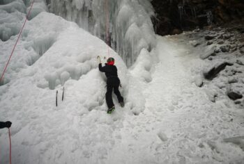 ice climbing_7042